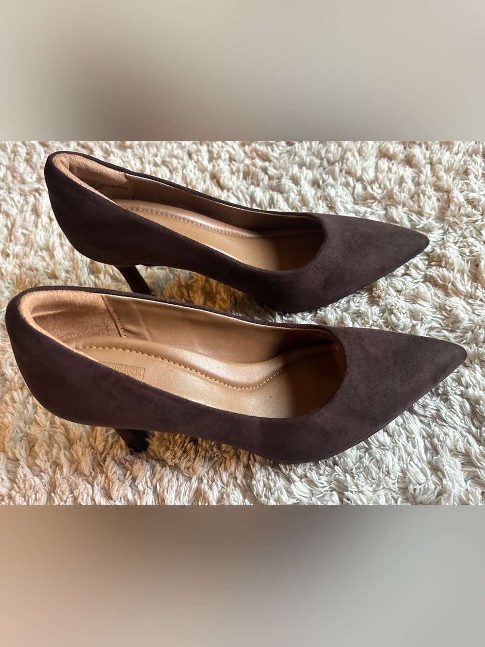 Nordstrom Rack like New - never worn Pointed-Toe Women’s Pumps in Dark Brown